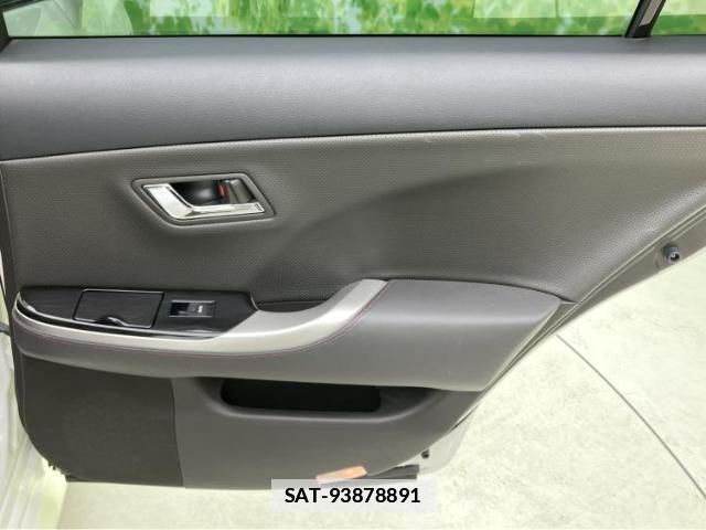Toyota CROWN 2011-06 7793017-6