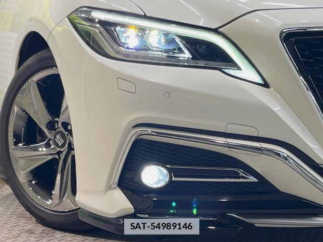 Toyota CROWN 2019-02 7793098-12