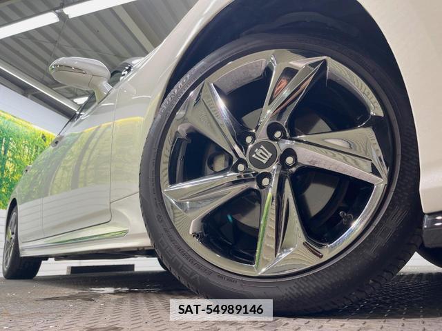 Toyota CROWN 2019-02 7793098-13