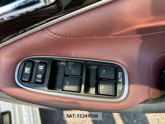 Toyota CROWN 2017-05 7795713-3