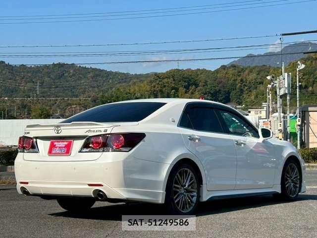 Toyota CROWN 2017-05 7795713-5