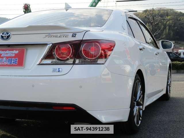 Toyota CROWN 2017-08 7795889-5
