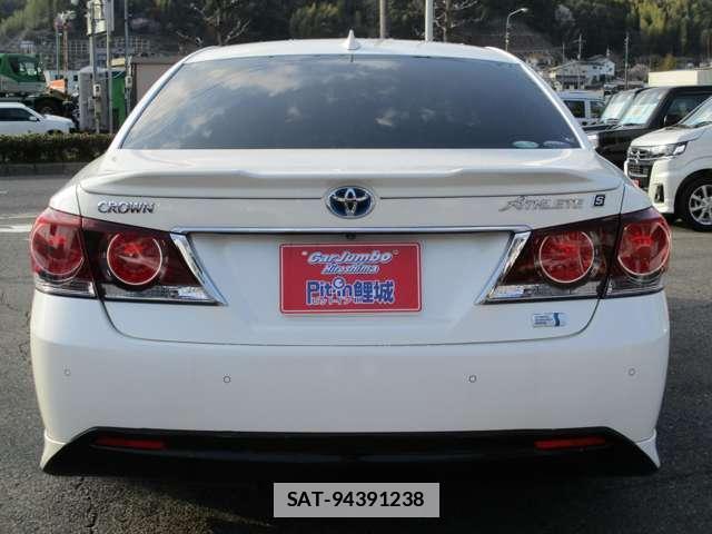 Toyota CROWN 2017-08 7795889-7