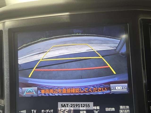 Toyota CROWN 2016-01 7795899-4