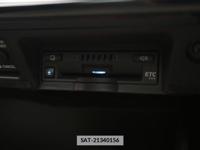 Toyota CROWN 2019-10 7796313-16