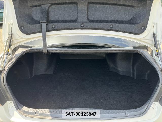 Toyota CROWN 2014-02 7796408-15