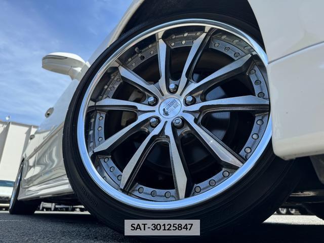 Toyota CROWN 2014-02 7796408-3