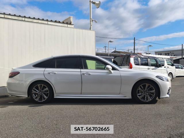 Toyota CROWN 2021-02 7796466-3