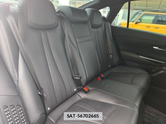 Toyota CROWN 2021-02 7796466-6