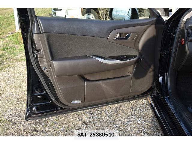 Toyota CROWN 2012-03 7796543-11