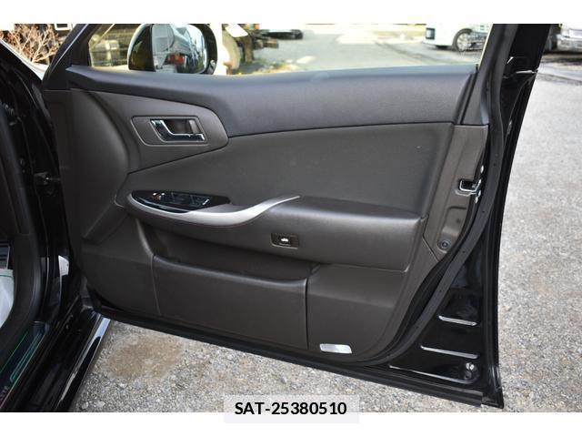 Toyota CROWN 2012-03 7796543-13