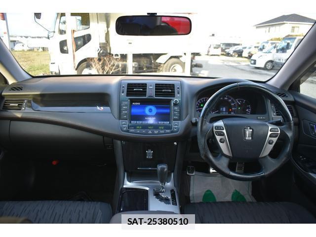 Toyota CROWN 2012-03 7796543-2