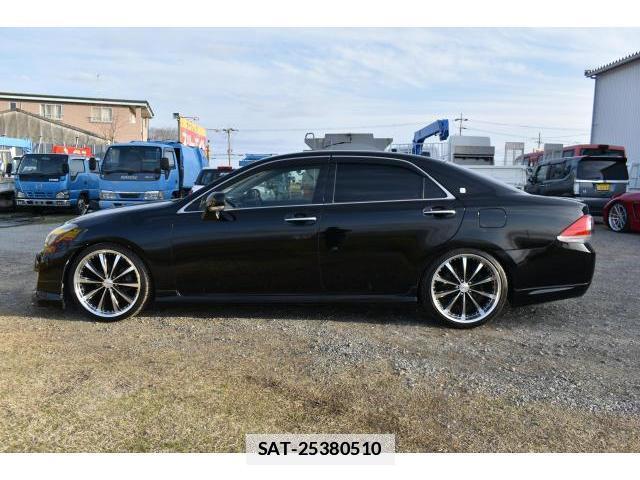 Toyota CROWN 2012-03 7796543-4