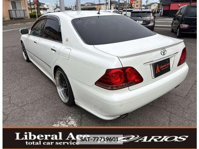 Toyota CROWN 2007-05 7796657-11