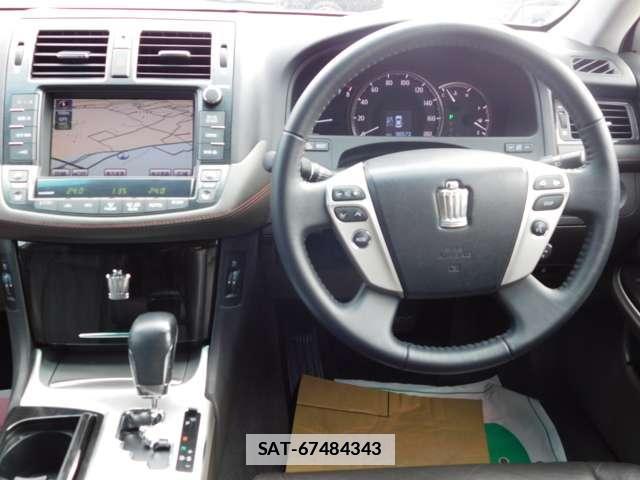 Toyota CROWN 2010-12 7797342-13