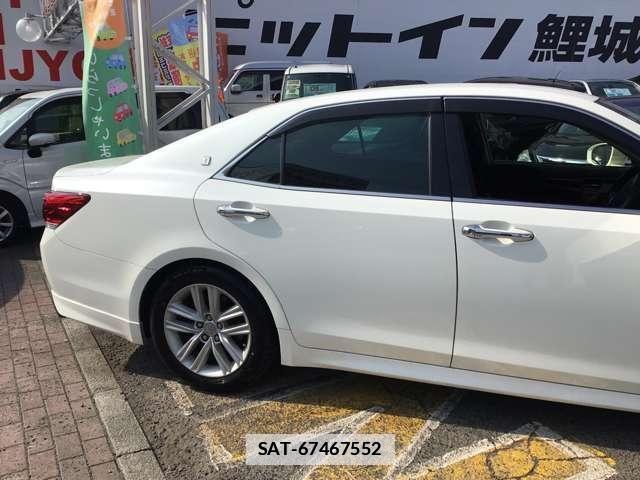 Toyota CROWN 2014-12 7797575-12