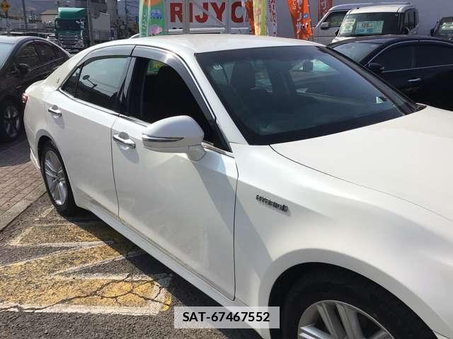 Toyota CROWN 2014-12 7797575-13