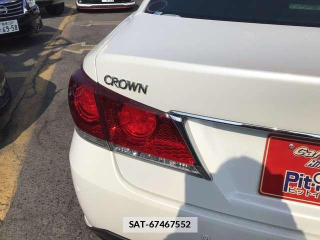 Toyota CROWN 2014-12 7797575-15