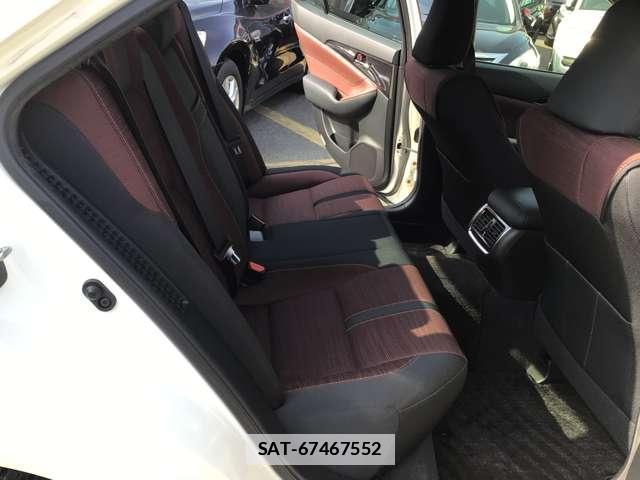 Toyota CROWN 2014-12 7797575-16