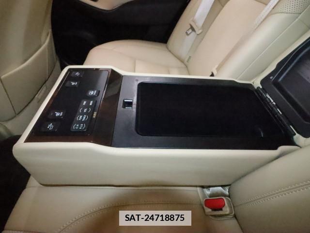 Toyota CROWN 2014-07 7797594-11