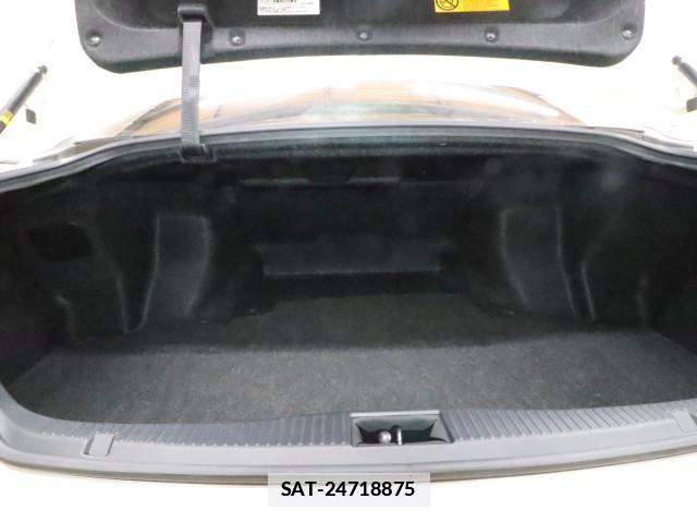 Toyota CROWN 2014-07 7797594-14