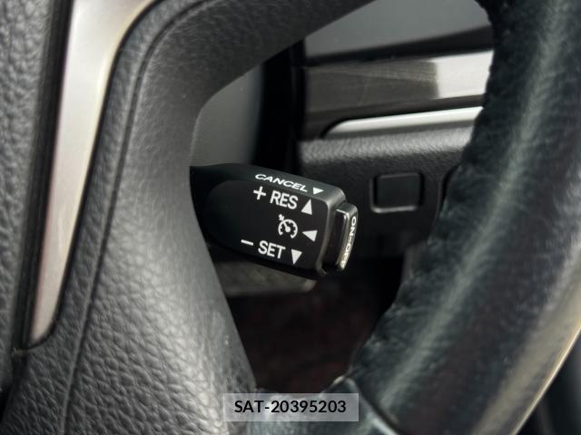 Toyota CROWN 2013-09 7798353-12