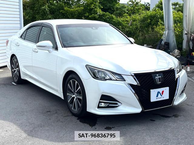 Toyota CROWN 2016-09 7799548-15
