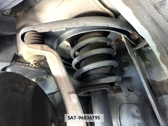 Toyota CROWN 2016-09 7799548-19