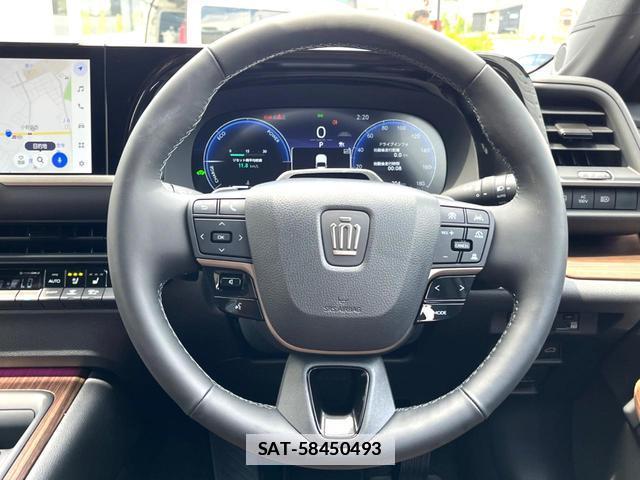 Toyota CROWN 2024-09 7799549-10