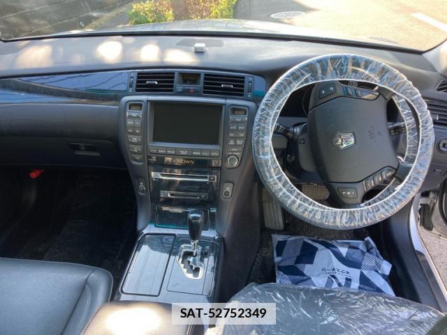 Toyota CROWN 2006-01 7799992-11