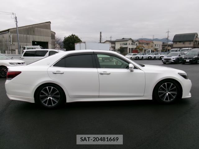 Toyota CROWN 2016-09 7800514-3