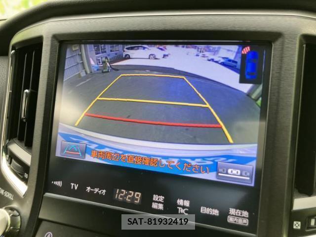 Toyota CROWN 2015-11 7800720-12