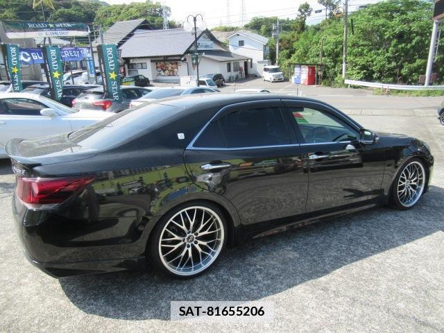 Toyota CROWN 2015-11 7802718-2