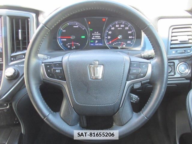 Toyota CROWN 2015-11 7802718-4