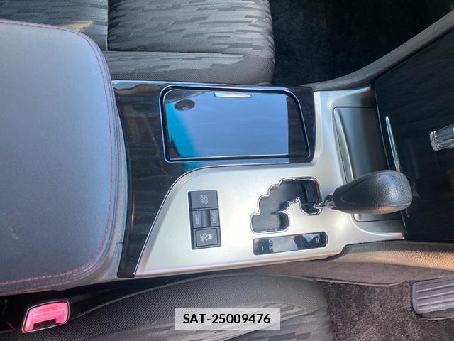 Toyota CROWN 2012-02 7802966-11