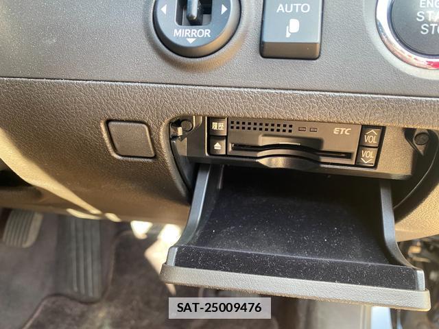 Toyota CROWN 2012-02 7802966-14