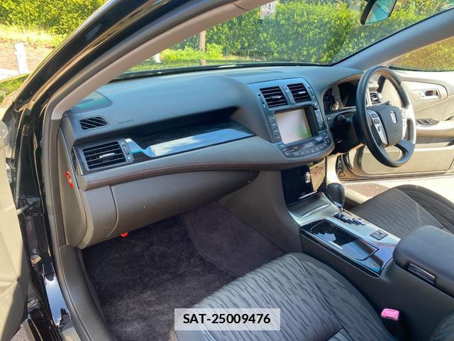Toyota CROWN 2012-02 7802966-9