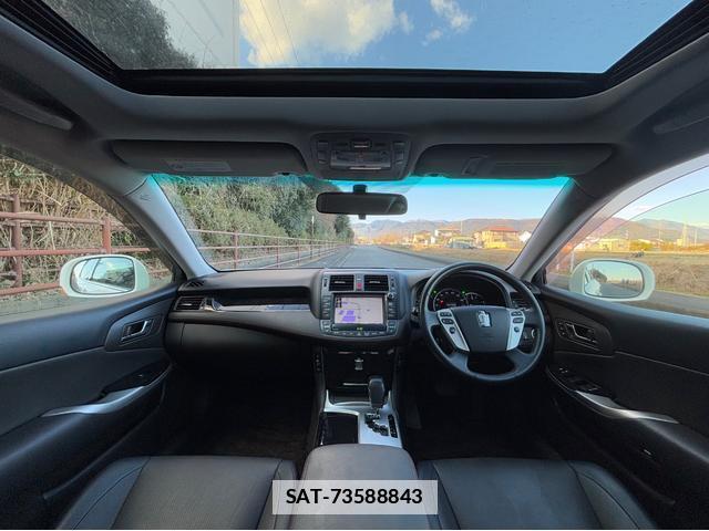 Toyota CROWN 2012-12 7803299-2