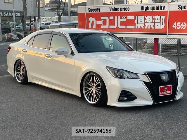 Toyota CROWN 2016-06 7803696-1