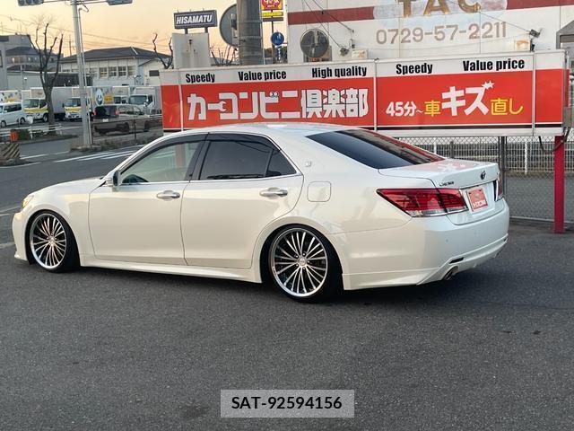 Toyota CROWN 2016-06 7803696-5