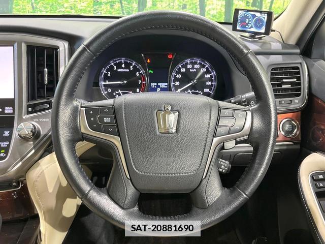 Toyota CROWN 2014-03 7804509-10