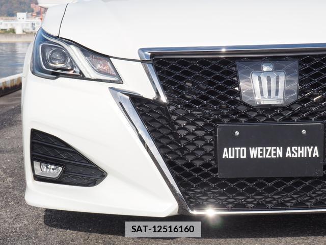 Toyota CROWN 2016-08 7805037-15