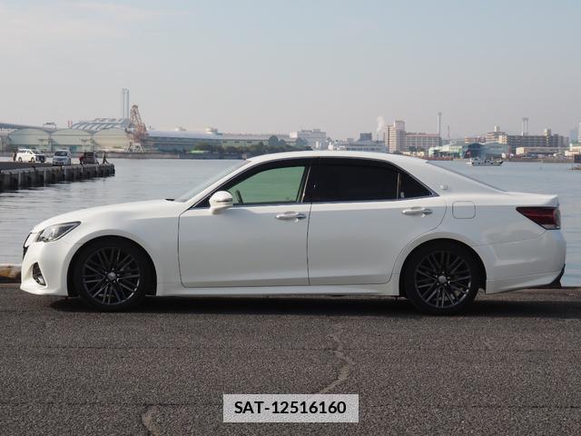 Toyota CROWN 2016-08 7805037-2