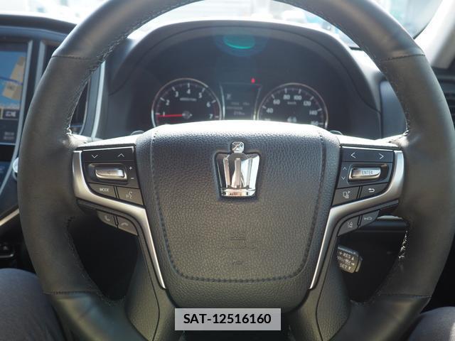 Toyota CROWN 2016-08 7805037-4