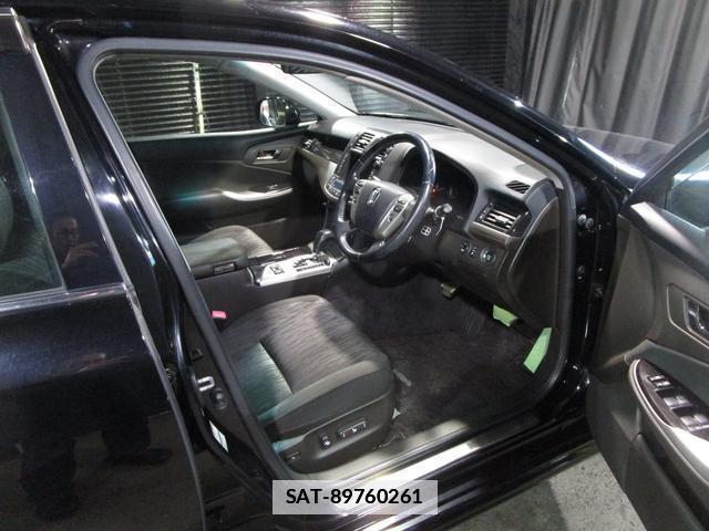 Toyota CROWN 2011-10 7806176-12