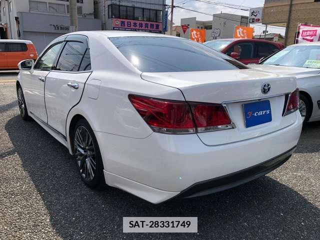 Toyota CROWN 2013-05 7806557-3