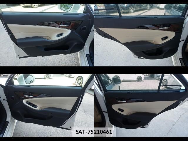Toyota CROWN 2016-09 7806591-17