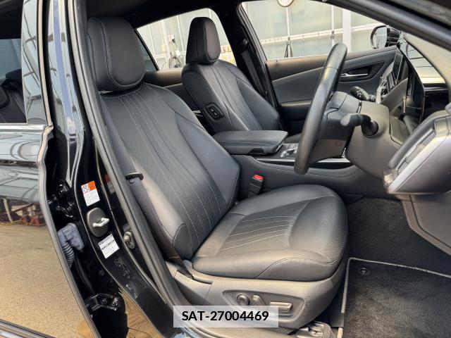 Toyota CROWN 2022-01 7806750-11