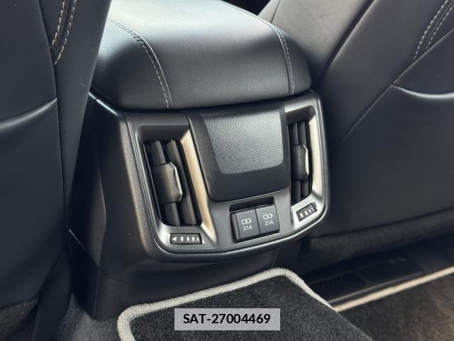 Toyota CROWN 2022-01 7806750-13