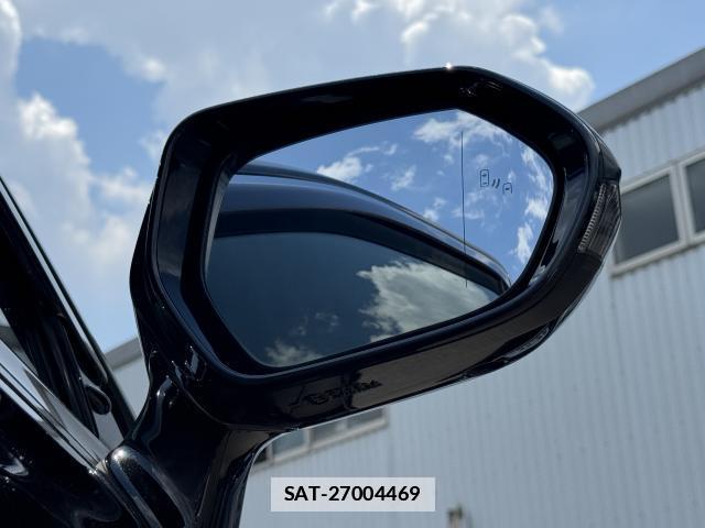 Toyota CROWN 2022-01 7806750-18
